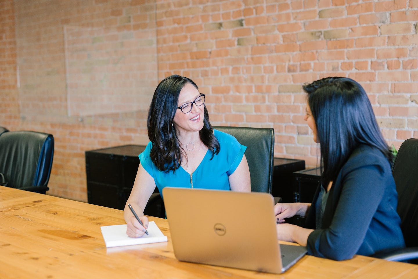 Tailored to Thrive: How Custom Software Aligns with Your Business DNA